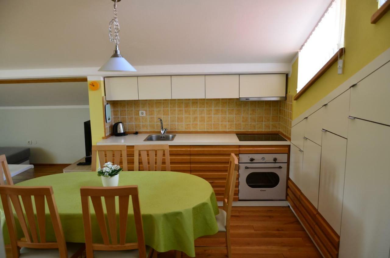Apartma Louis Dutovlje Экстерьер фото
